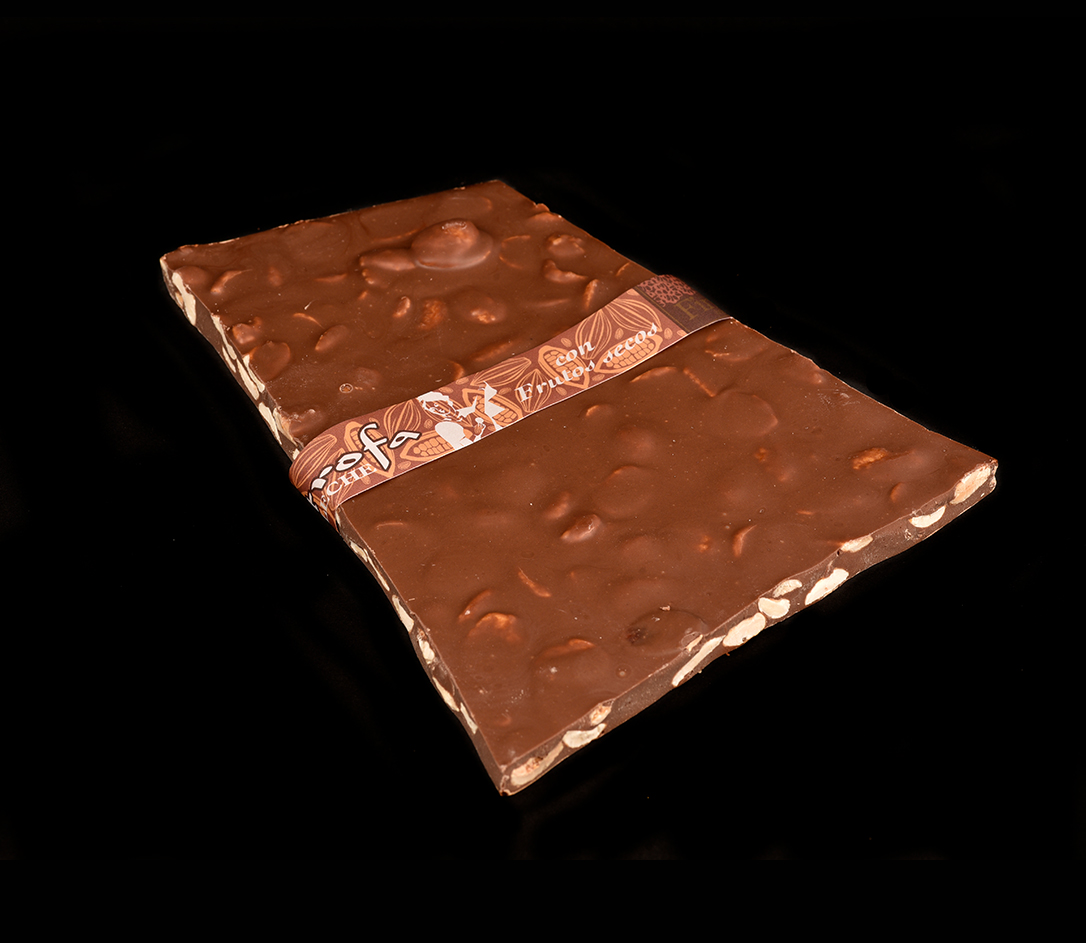 Imaxe do produto chocolate branco con leite con améndoas de Fina Rei